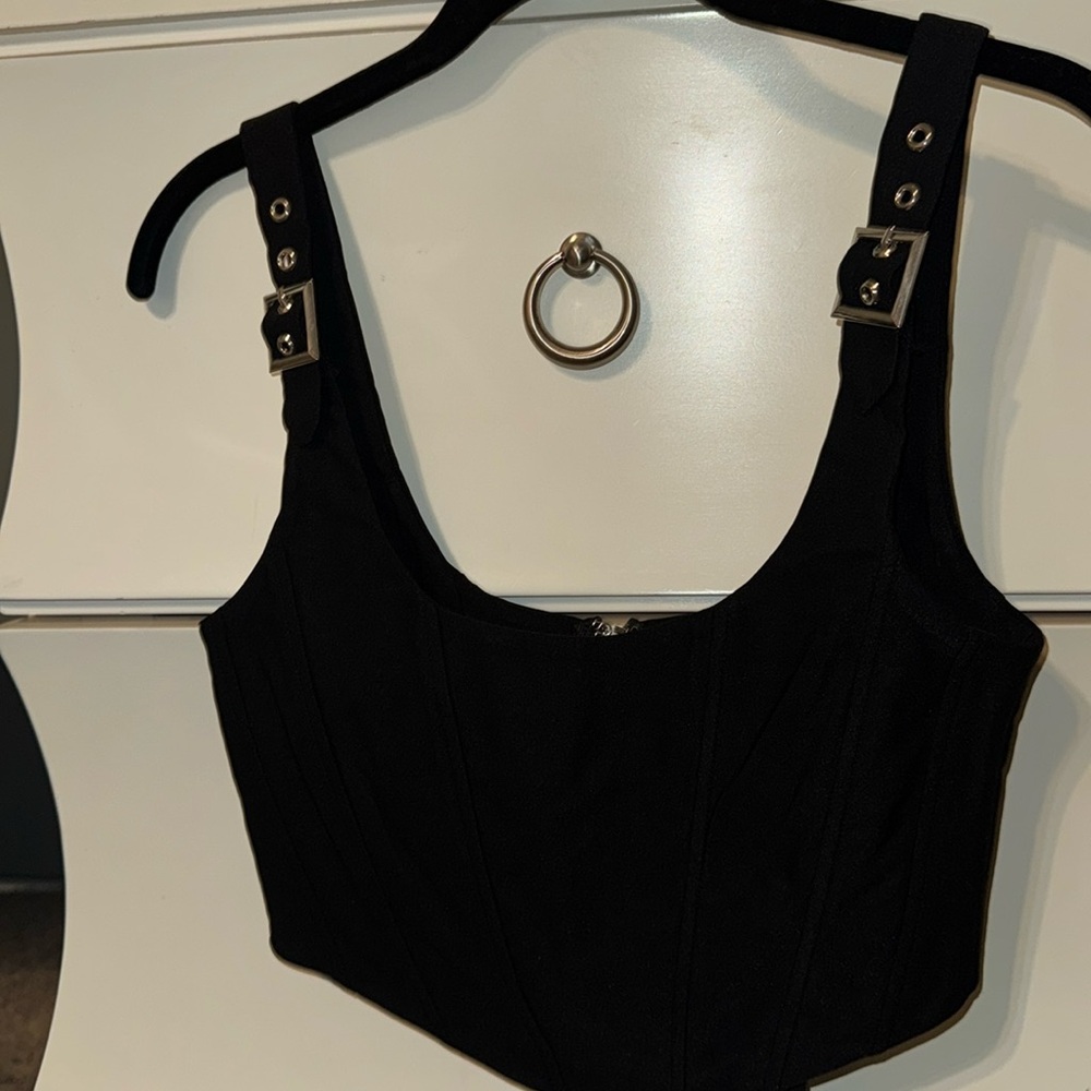 White Fox Boutique Black Crop Top